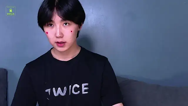 Snapshot of HeejinWang chatting on June 13, 2026, 3:21 pm HeejinWang online show from June 13, 2026, 3:21 pm