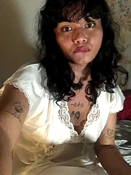 Snapshot of estradiolist chatting on October 12, 2025, 2:27 pm estradiolist online show from October 12, 2025, 2:27 pm