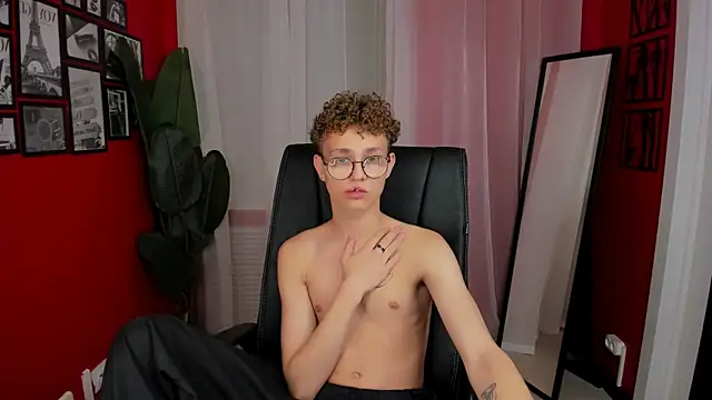 NathanCurl online show from October 15, 2025, 11:21 am