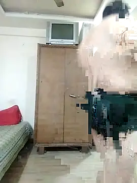 Snapshot of Love40777 chatting on October 17, 2025, 6:21 pm Love40777 online show from October 17, 2025, 6:21 pm