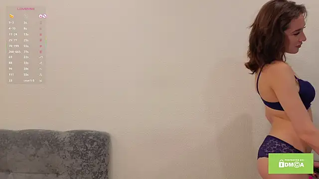 Snapshot of vanessa_one_ chatting on November 9, 2025, 7:17 am vanessa one online show from November 9, 2025, 7:17 am