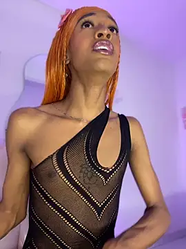 Mia royal online show from May 9, 2026, 1:27 pm