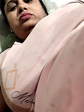 Mmm143 online show from February 9, 2026, 7:12 am