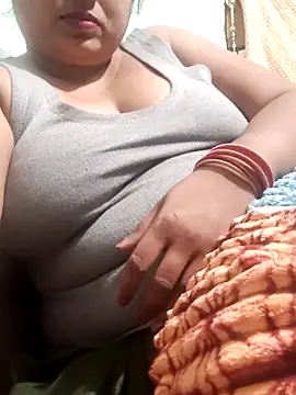 Mmm143 online show from February 19, 2026, 6:15 pm