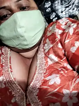 Mmm143 online show from April 28, 2026, 6:02 pm