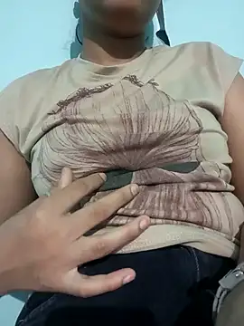 Snapshot of Mahira_Kapoor chatting on September 18, 2025, 7:54 am Mahira Kapoor online show from September 18, 2025, 7:54 am