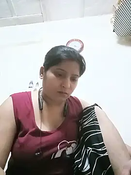 Snapshot of aliya-jaan71 chatting on June 12, 2026, 3:55 pm aliya-jaan71 online show from June 12, 2026, 3:55 pm