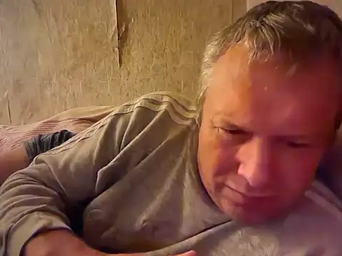 Snapshot of evulis1 chatting on October 13, 2025, 7:58 pm evulis1 online show from October 13, 2025, 7:58 pm