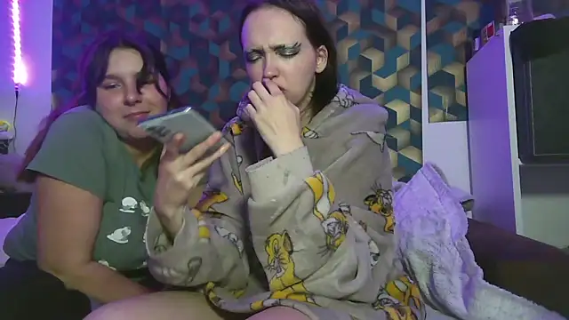 Snapshot of MaitresseMermaid chatting on November 11, 2025, 8:31 pm MaitresseMermaid online show from November 11, 2025, 8:31 pm