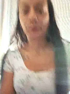 Lauraxxsteen online show from September 15, 2025, 10:37 am