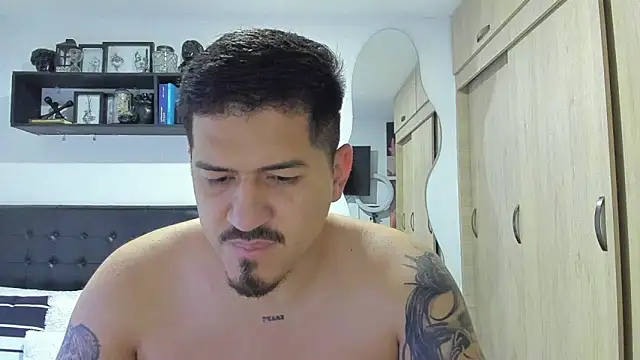 Snapshot of Arnolwilliams chatting on November 8, 2025, 2:34 am Arnolwilliams online show from November 8, 2025, 2:34 am