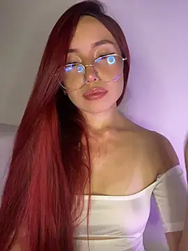 Snapshot of Abbi_Gomez chatting on August 3, 2026, 2:43 am Abbi Gomez online show from August 3, 2026, 2:43 am