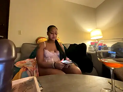 Snapshot of GoddessFatPuss chatting on November 17, 2025, 6:08 am GoddessFatPuss online show from November 17, 2025, 6:08 am