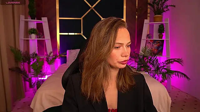 Snapshot of ShyySiren chatting on October 24, 2025, 1:51 pm ShyySiren online show from October 24, 2025, 1:51 pm