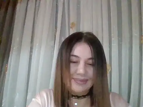 Snapshot of Lomivah chatting on November 1, 2025, 4:09 pm Lomivah online show from November 1, 2025, 4:09 pm