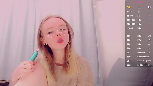 AliceNya cute online show from March 28, 2026, 4:56 am