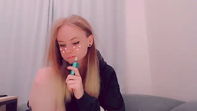 AliceNya cute online show from June 25, 2026, 2:55 am