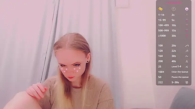 AliceNya cute online show from July 4, 2026, 4:18 am
