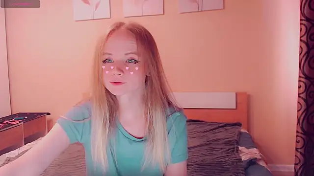 AliceNya cute online show from August 8, 2026, 4:36 am