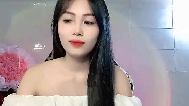 Snapshot of Lyly4757 chatting on November 1, 2025, 1:46 pm Lyly4757 online show from November 1, 2025, 1:46 pm