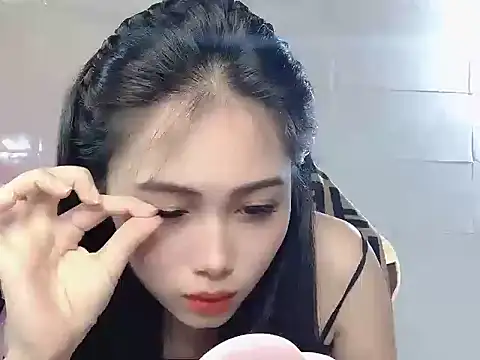 Snapshot of Lyly4757 chatting on November 10, 2025, 1:43 pm Lyly4757 online show from November 10, 2025, 1:43 pm