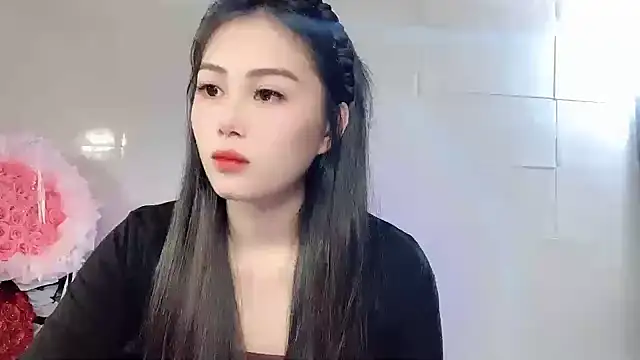 Snapshot of Lyly4757 chatting on November 17, 2025, 2:34 pm Lyly4757 online show from November 17, 2025, 2:34 pm