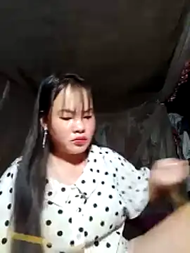 emilyzz online show from February 12, 2026, 3:34 am