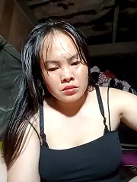 emilyzz online show from April 24, 2026, 12:51 pm