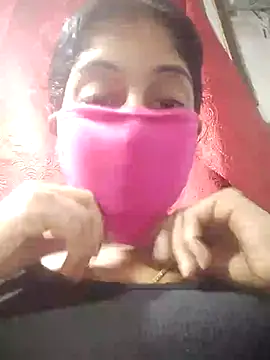 Snapshot of TAMIL_MEENUMA chatting on November 28, 2025, 8:06 am TAMIL MEENUMA online show from November 28, 2025, 8:06 am