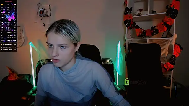 kaela spell  online show from October 20, 2025, 10:54 pm