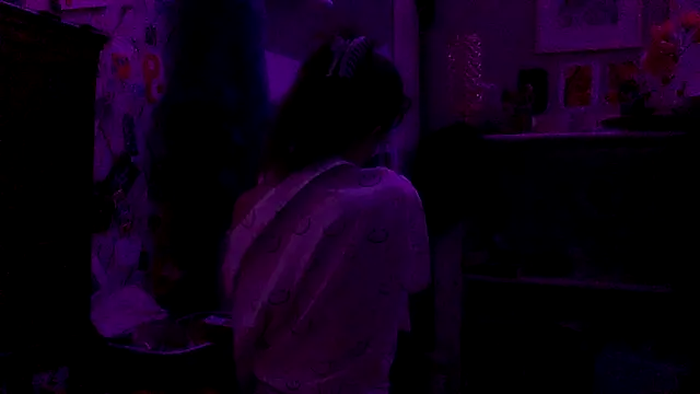 Texxaspearl online show from June 10, 2026, 4:56 am