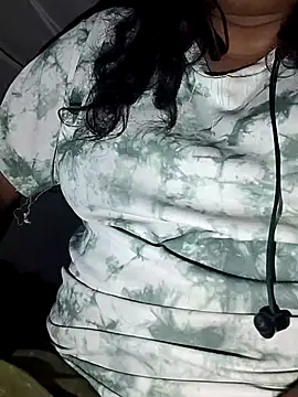 Snapshot of lickcandy chatting on October 31, 2025, 5:14 pm lickcandy online show from October 31, 2025, 5:14 pm