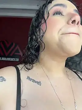 krisstenSantos online show from February 20, 2026, 1:33 pm