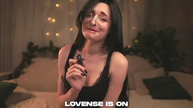 DarcyAspacio online show from January 11, 2026, 11:26 am