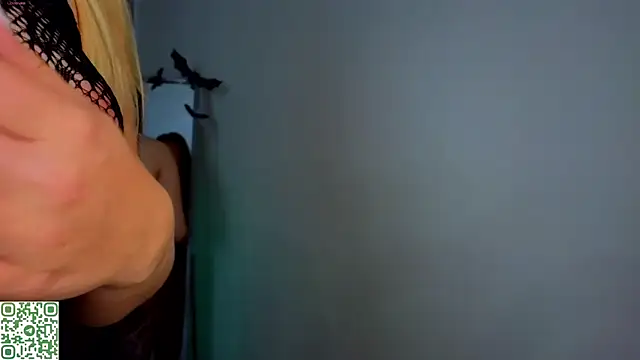 Snapshot of DieraHardeyy chatting on October 27, 2025, 1:09 am DieraHardeyy online show from October 27, 2025, 1:09 am