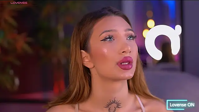 Snapshot of SiennaJayden chatting on November 13, 2025, 7:24 pm SiennaJayden online show from November 13, 2025, 7:24 pm