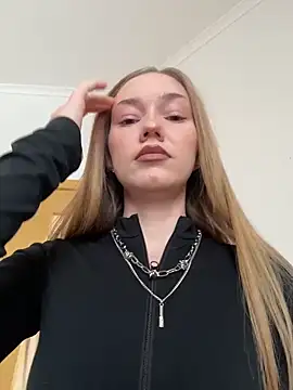 MilaMoone online show from February 13, 2026, 11:06 am