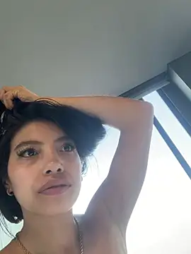 Tiffany Low online show from February 21, 2026, 12:06 pm