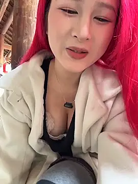 yuki june online show from January 6, 2026, 8:40 am