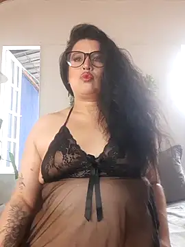 Andrea secret  online show from April 24, 2026, 2:08 pm