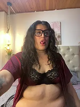 Snapshot of Andrea_secret_ chatting on July 28, 2026, 6:20 pm Andrea secret online show from July 28, 2026, 6:20 pm
