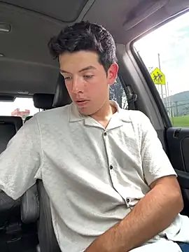 Snapshot of mattebret11 chatting on October 20, 2025, 5:02 pm mattebret11 online show from October 20, 2025, 5:02 pm