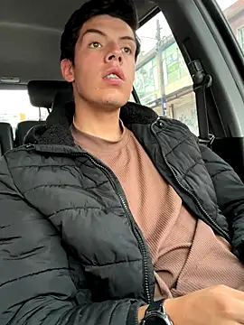 Snapshot of mattebret11 chatting on October 30, 2025, 3:13 pm mattebret11 online show from October 30, 2025, 3:13 pm