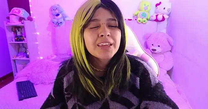 NekoWaifu online show from February 24, 2026, 1:42 pm