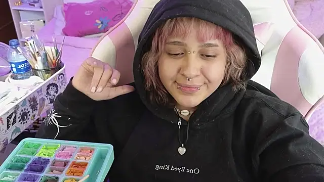 NekoWaifu online show from April 29, 2026, 5:30 pm