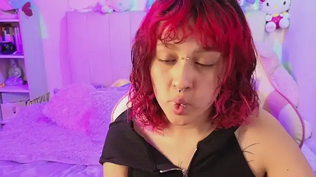 NekoWaifu online show from July 29, 2026, 5:44 pm