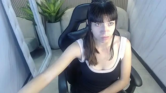 Snapshot of Isabella_Blondetf chatting on September 28, 2025, 1:27 pm Isabella Blondetf online show from September 28, 2025, 1:27 pm