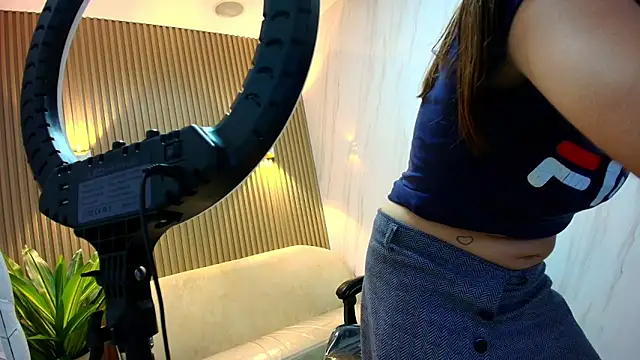 Snapshot of Isabella_Blondetf chatting on November 15, 2025, 12:45 pm Isabella Blondetf online show from November 15, 2025, 12:45 pm