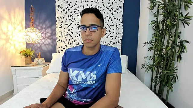 Snapshot of JacobDraven chatting on November 5, 2025, 2:11 am JacobDraven online show from November 5, 2025, 2:11 am