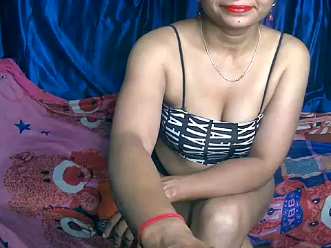 Snapshot of Sangeetha5 chatting on November 2, 2025, 7:38 pm Sangeetha5 online show from November 2, 2025, 7:38 pm